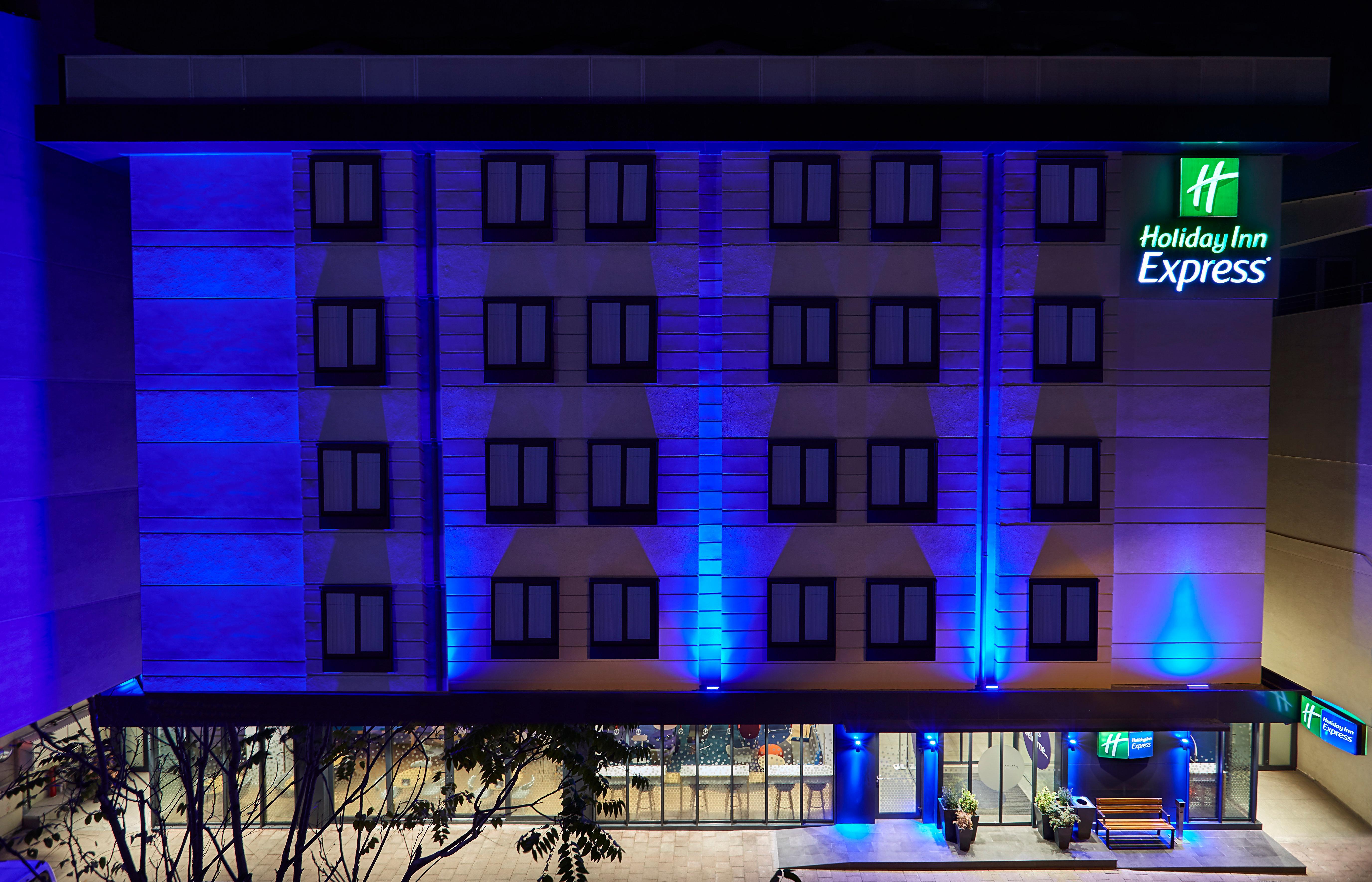 Express - - Atakoy Metro By Ihg מלון 3*