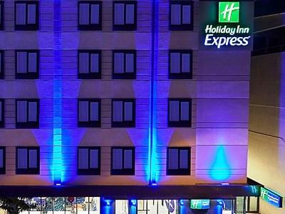 Express - - Atakoy Metro By Ihg מלון איסטמבול